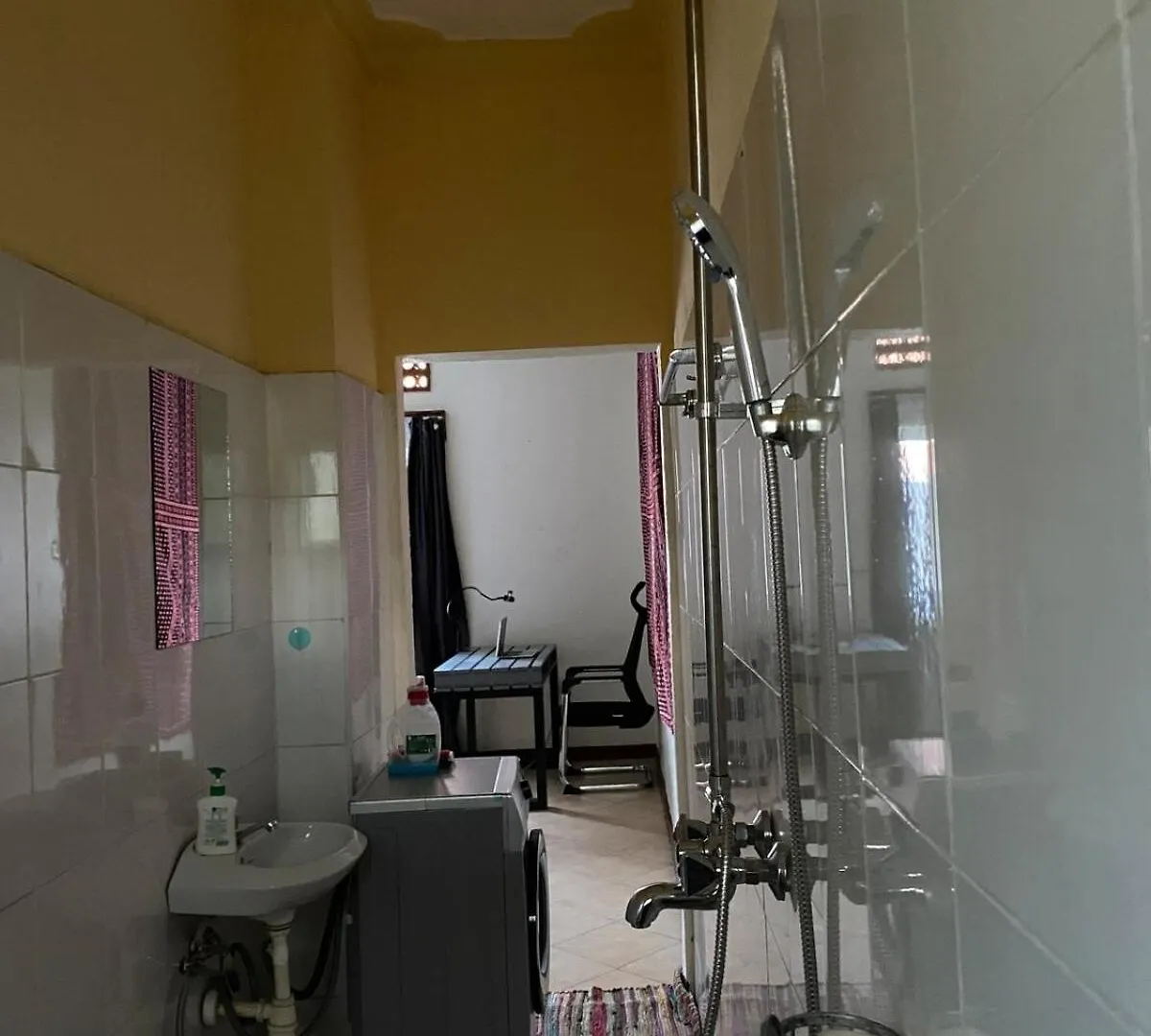 Casa Holmes Daire Kampala Uganda